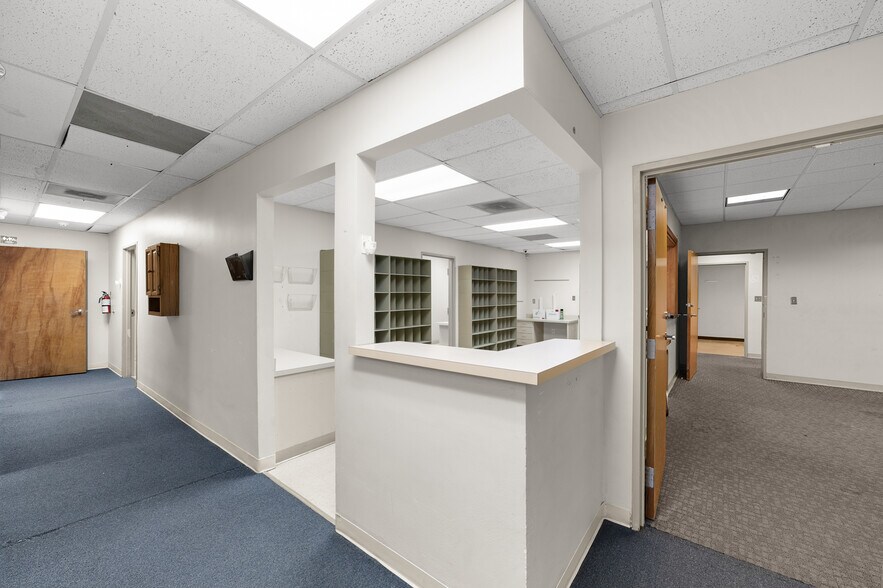 More Photos Of 13414 Medical Complex Dr, Tomball Medical For Lease