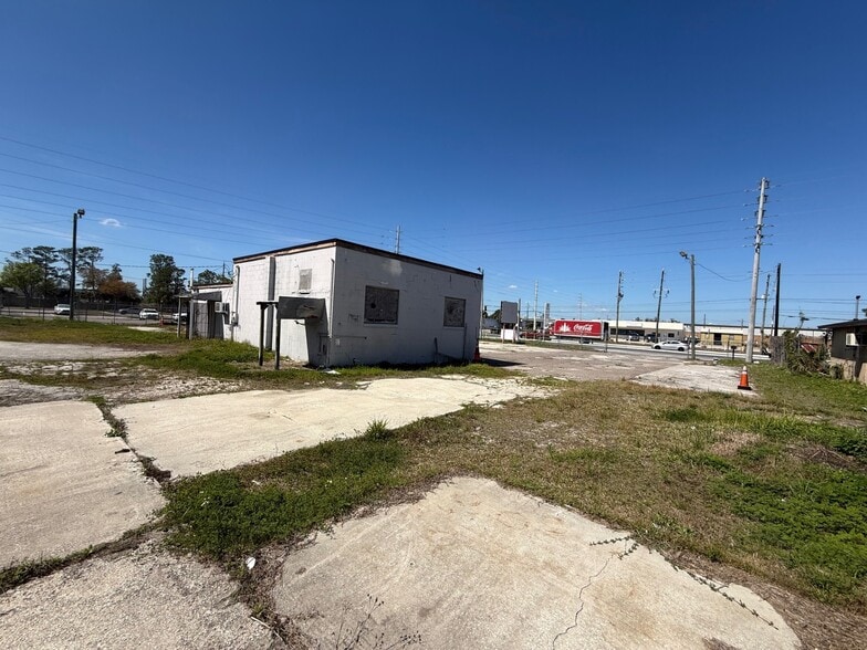 More Photos Of 3960 Silver Star Rd, Orlando Auto Dealership For Sale