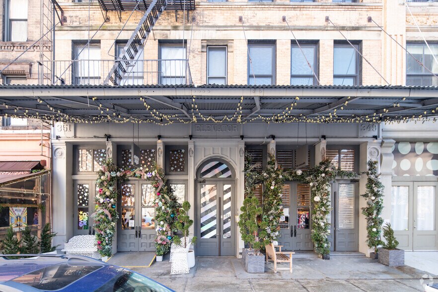 More Photos Of 349-351 Greenwich St, New York Apartments For Lease