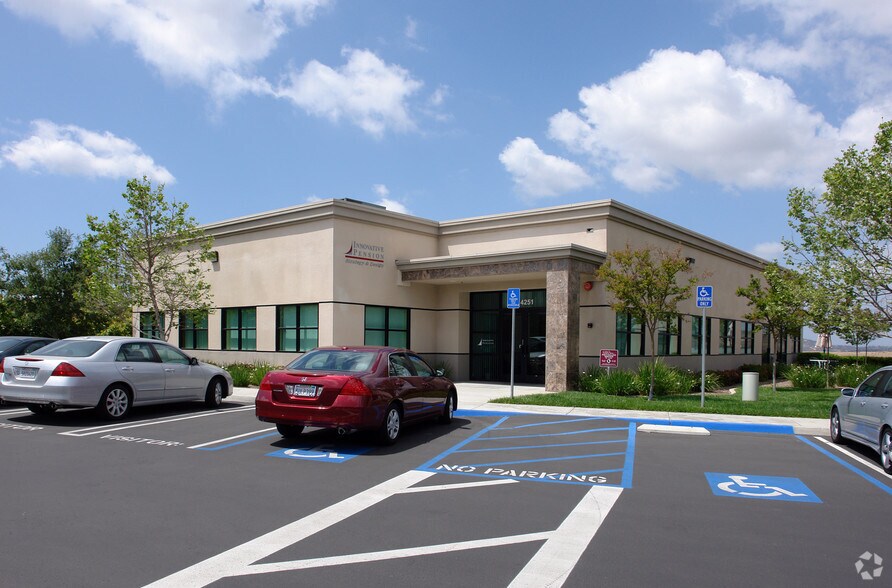 More Photos Of 14251 Danielson St, Poway Office For Sale