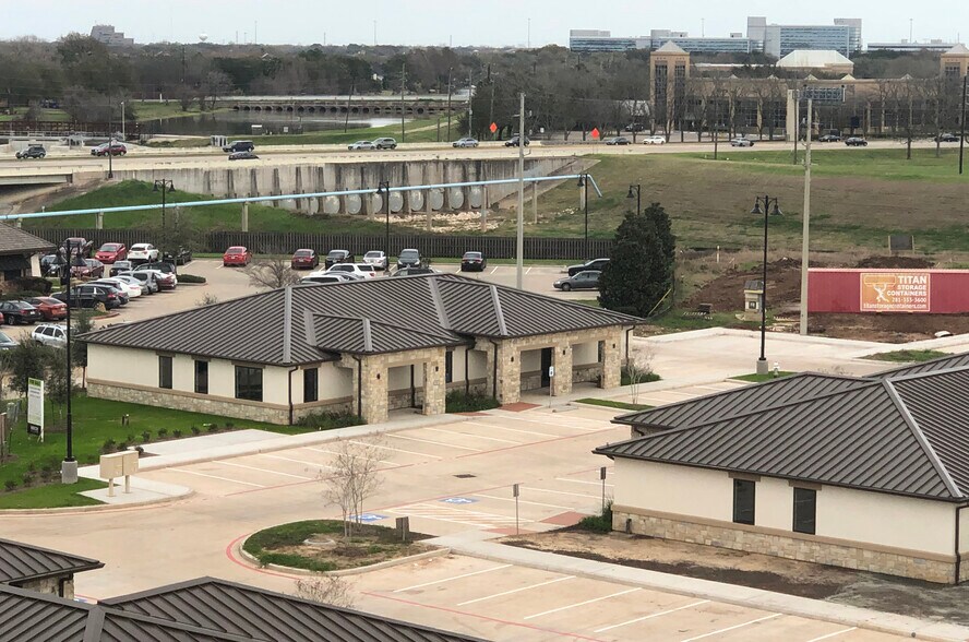 More Photos Of 800 Bonaventure Way, Sugar Land Medical For Sale