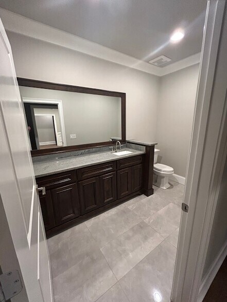More Photos Of 5400 Laurel Springs Pky, Suwanee Loft Creative Space For Sale