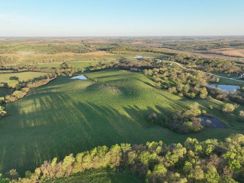 More Photos Of 1326 Timber Ridge Ave, Van Meter Land For Sale