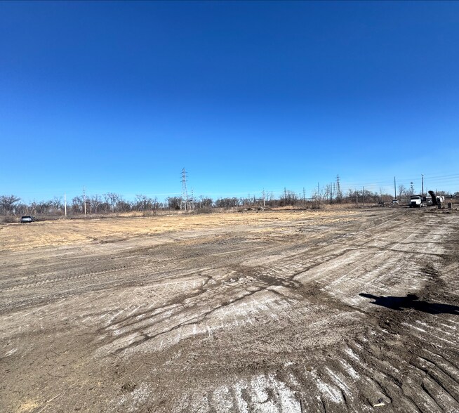 More Photos Of 3030 8th ave, Gary Land For Lease