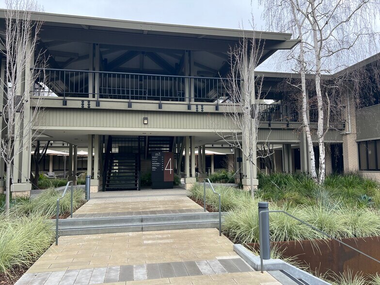 More Photos Of 3000 Sand Hill Rd, Menlo Park Office For Lease