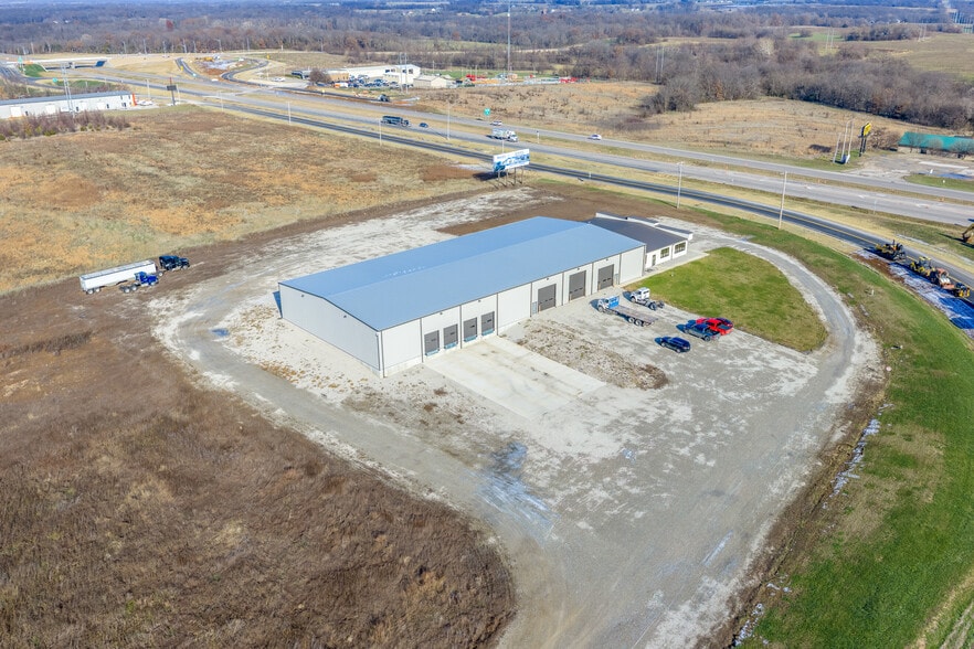 More Photos Of 22800 Highway H, Sedalia Manufacturing For Sale
