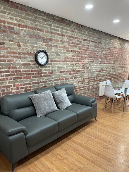 More Photos Of 2001 Park St, Atlantic Beach Storefront Retail Residential For Sale