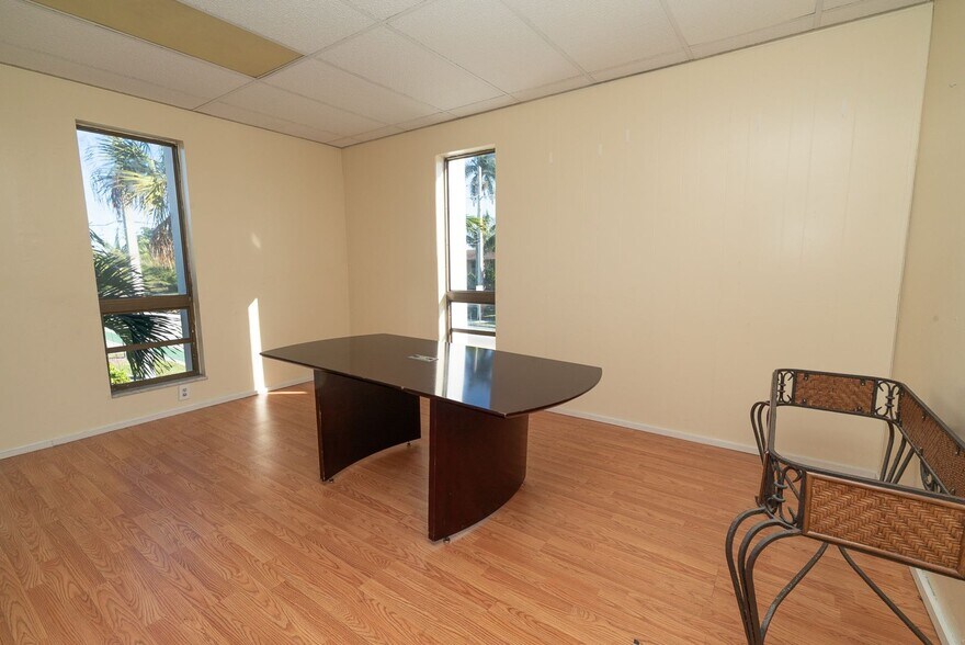 More Photos Of 4101 N Andrews Ave, Fort Lauderdale Medical For Lease