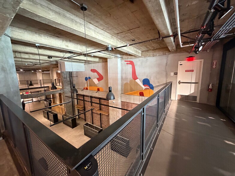 More Photos Of 808 S Broadway, Los Angeles Office For Lease