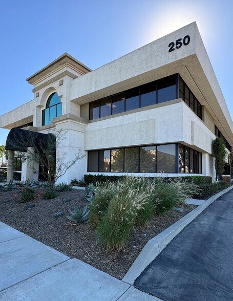 Primary Photo Of 250 E Rincon St, Corona Office For Lease