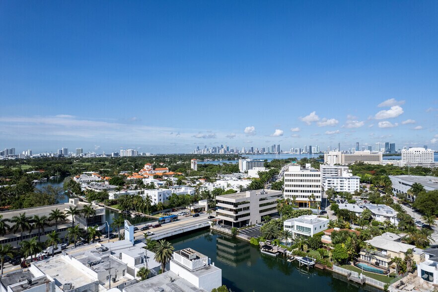 More Photos Of 777 W 41st St, Miami Beach Office For Lease