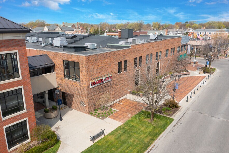 More Photos Of 17000-17030 Kercheval Ave, Grosse Pointe General Retail For Sale