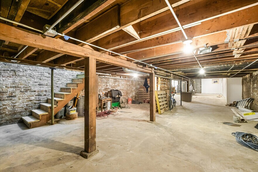 More Photos Of 2617 W Fullerton Ave, Chicago Storefront Retail Residential For Sale