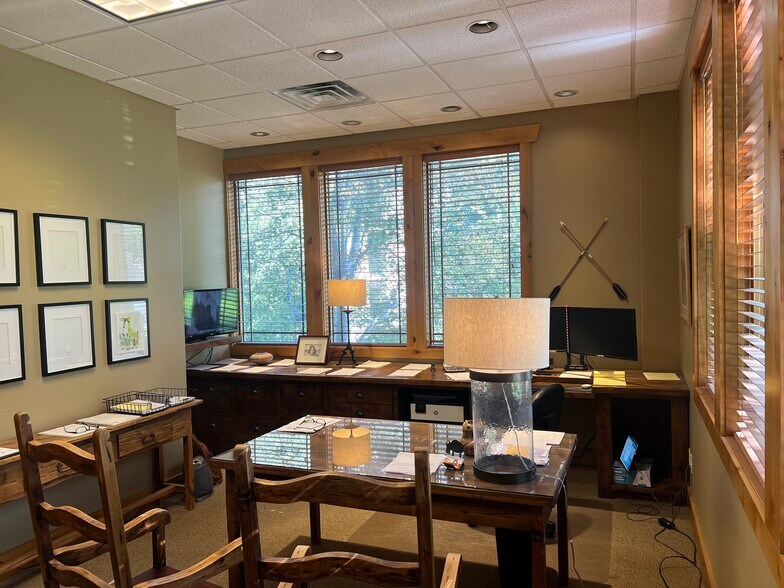 More Photos Of 4252 Highland Dr, Salt Lake City Medical For Sale