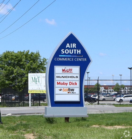 More Photos Of 4712 Poth Rd, Whitehall Warehouse For Lease