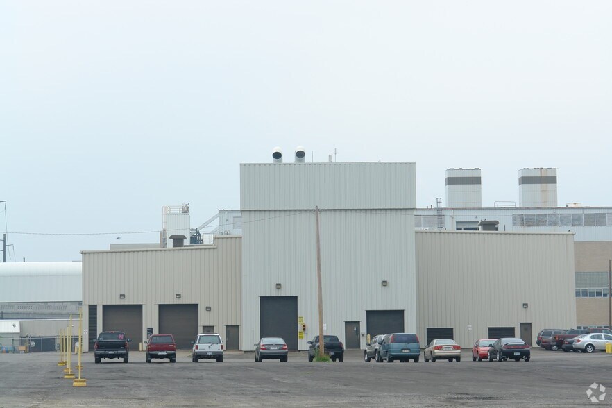 More Photos Of 1701L North St, Endicott Unknown For Lease