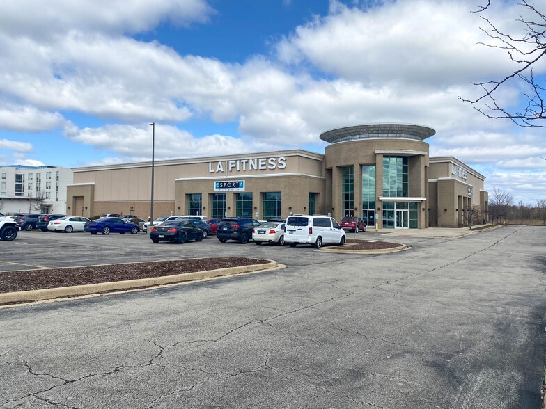 More Photos Of 506 N Janes Ave, Bolingbrook Freestanding For Lease