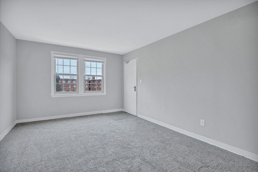 More Photos Of 1201 Benning Rd, Capitol Heights Apartments For Sale
