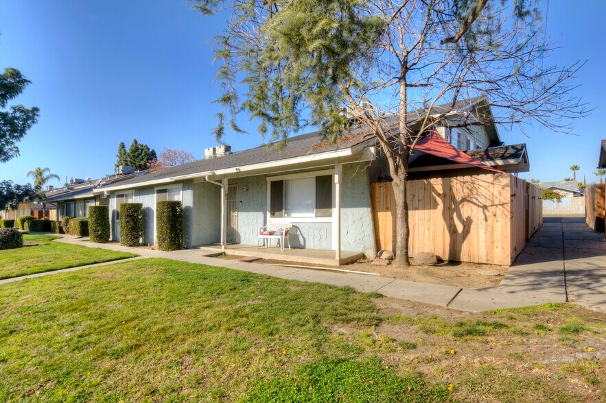 More Photos Of 637 W Ashlan Ave, Clovis Apartments For Sale