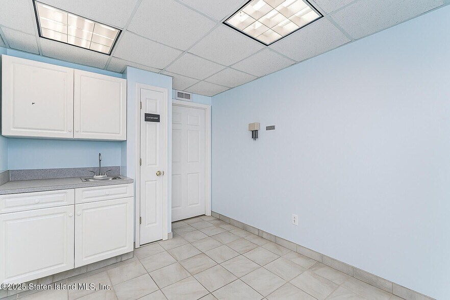 More Photos Of 54 Preston Ave, Staten Island Healthcare For Sale