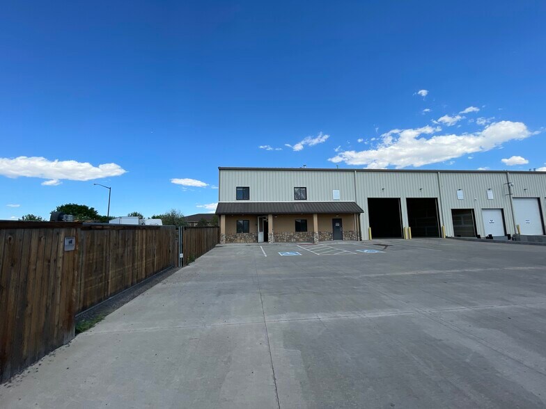 More Photos Of 9669 Havana St, Commerce City Manufacturing For Lease