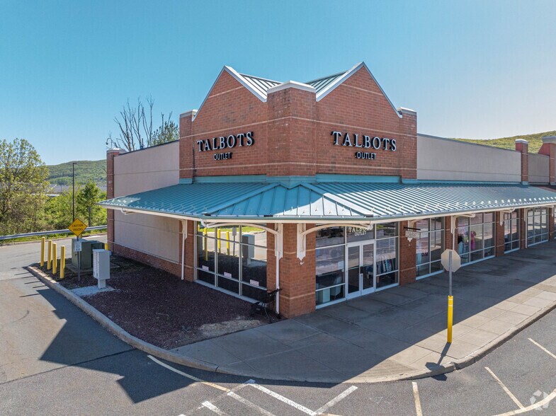 More Photos Of 3-43 Centre Dr, Central Valley Unknown For Sale