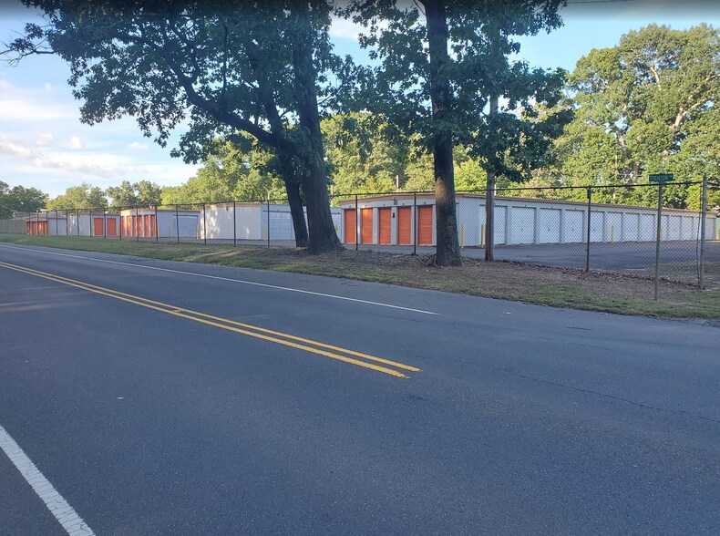 More Photos Of 408 Trenton Rd, Browns Mills Self Storage For Sale