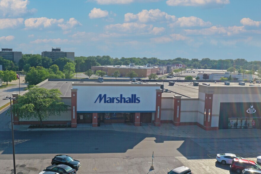 More Photos Of 500 River Oaks West Rd, Calumet City Unknown For Lease