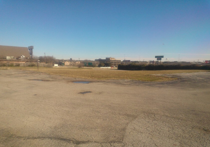 More Photos Of 1195 N Watson Rd, Arlington Land For Sale