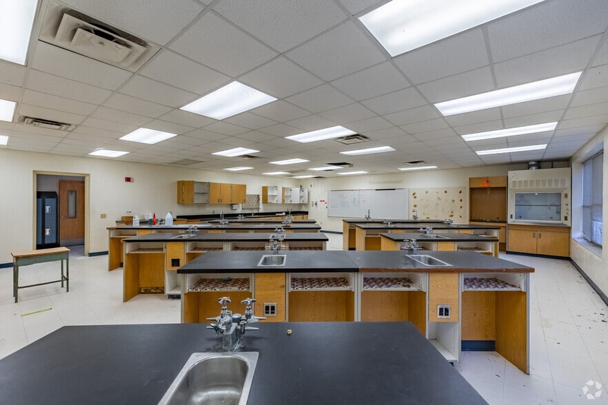 More Photos Of 20550 NE 42nd Pl, Williston Schools For Sale