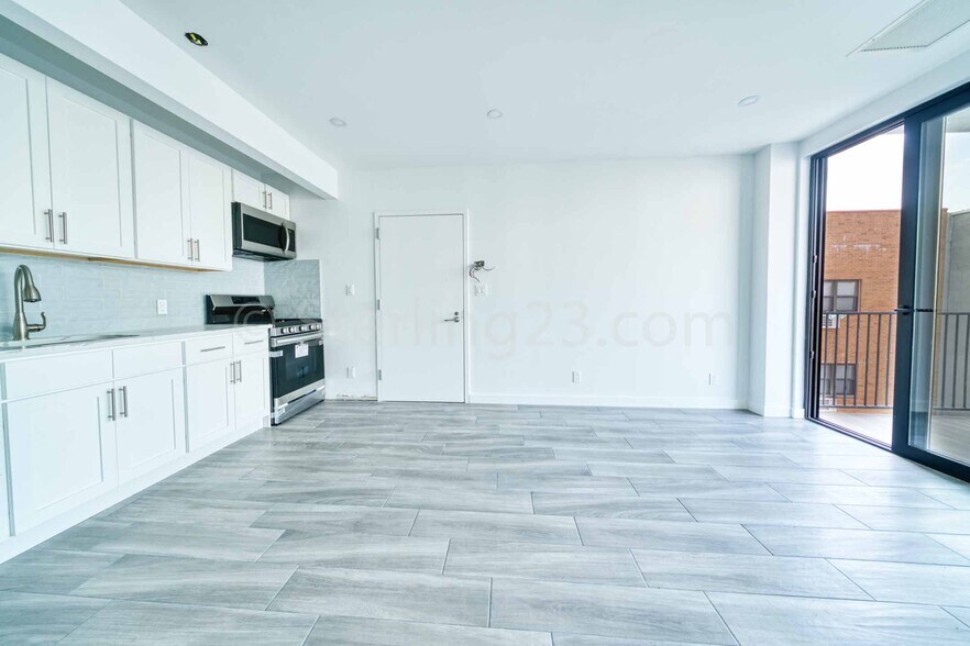 More Photos Of 3107 31st Ave, Astoria Apartments For Sale