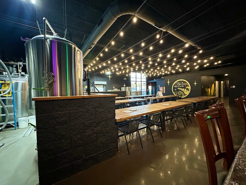 More Photos Of 2412 Cable Ct, Lima Specialty For Sale