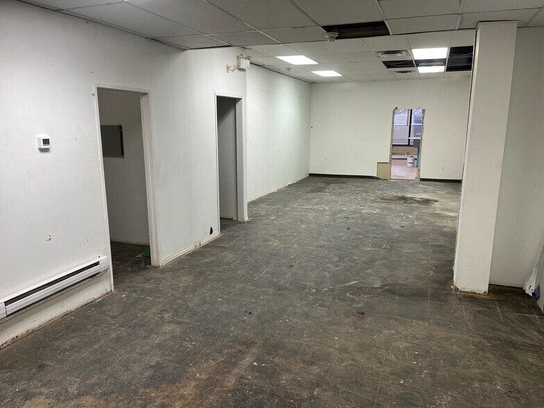 More Photos Of 12046 Fort Rd NW, Edmonton Apartments For Lease