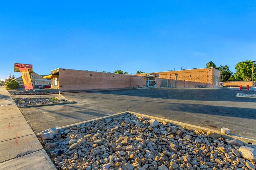 More Photos Of 8555 Magna Main st, Magna Freestanding For Lease