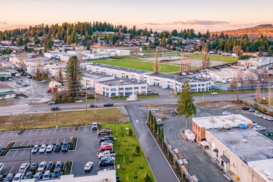 More Photos Of 1952 Kingsway Ave, Port Coquitlam Warehouse For Lease