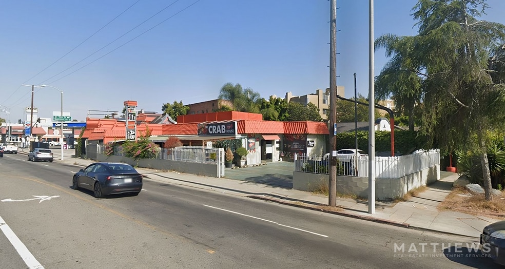 Primary Photo Of 5818-5820 Melrose Ave, Los Angeles Restaurant For Lease