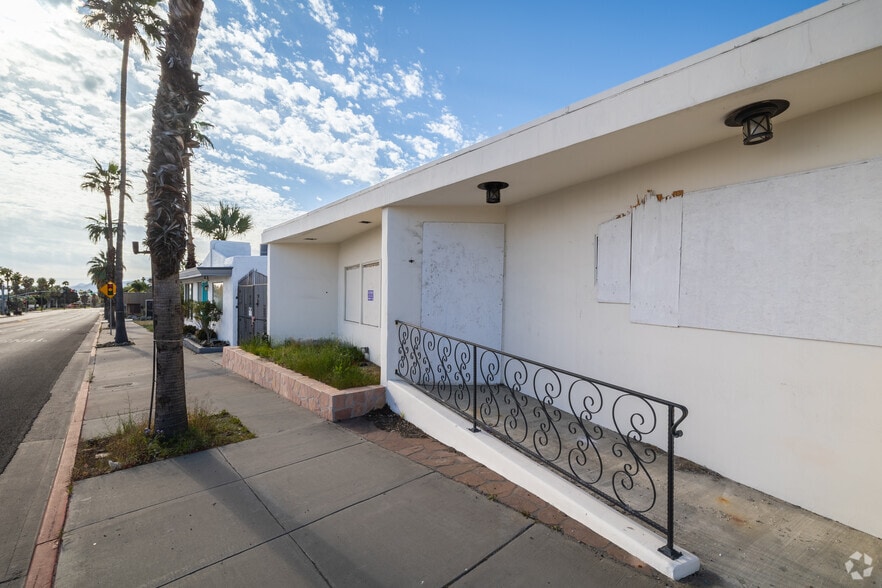 More Photos Of 2249 N Palm Canyon Dr, Palm Springs Hotel For Sale