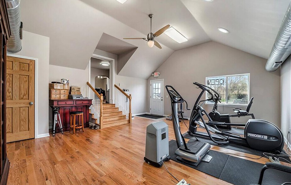 More Photos Of 31500 Schoenherr Rd, Warren Medical For Sale