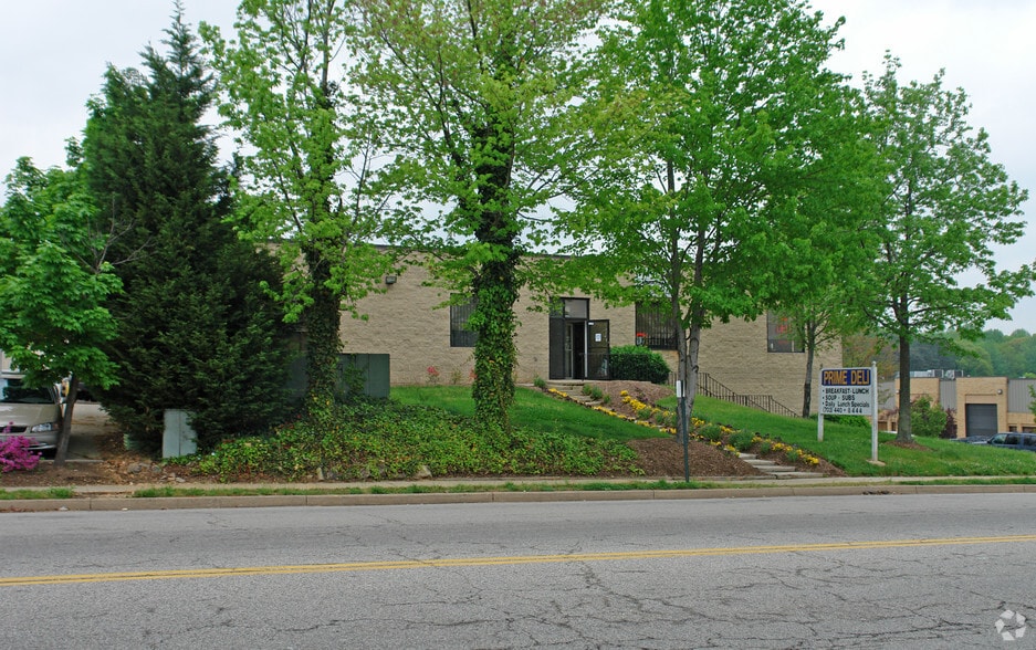 More Photos Of 7608 Fullerton Rd, Springfield Warehouse For Lease