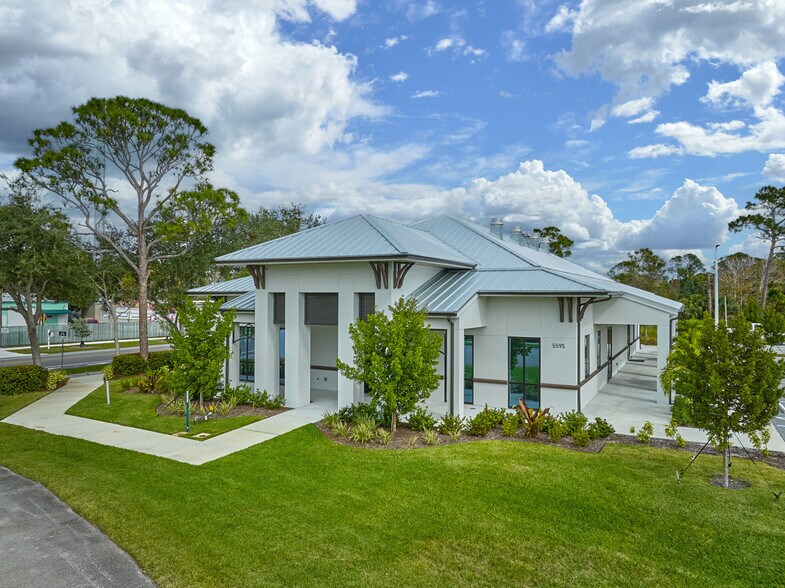 More Photos Of 5595 SE Grouper, Stuart Medical For Lease