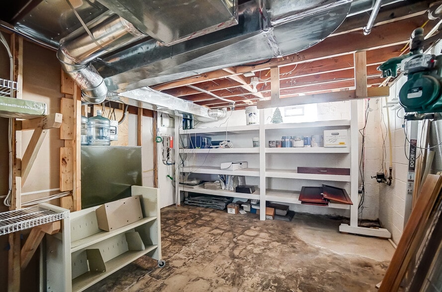 More Photos Of 4961 Cemetery Rd, Hilliard Loft Creative Space For Sale