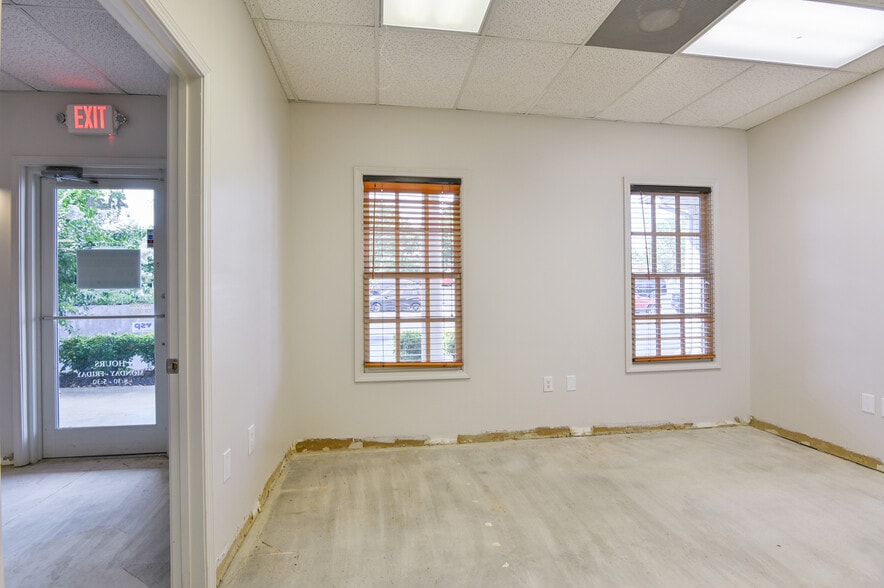 More Photos Of 4124 Us-278 Hwy, Covington Office For Sale