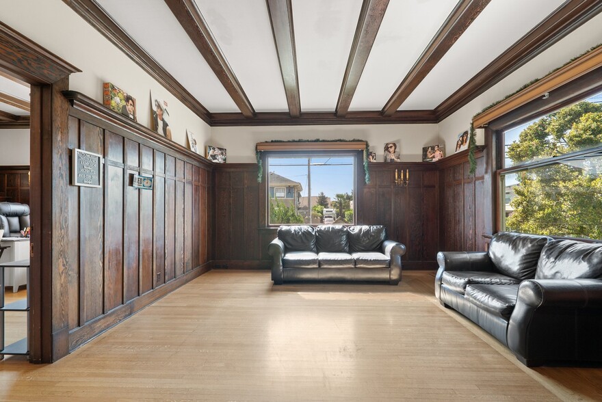 More Photos Of 217 E Lake Ave, Watsonville Office For Sale