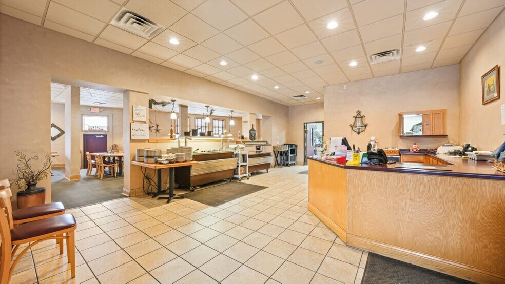 More Photos Of 210 Superior Ave, Tomah Bowling Alley For Sale