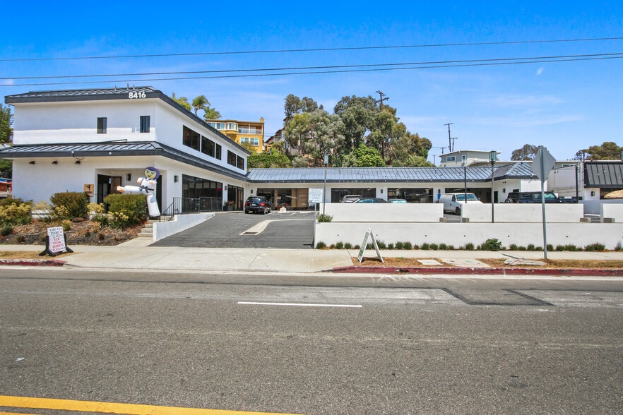 More Photos Of 8416-8432 Pershing Dr, Playa Del Rey Storefront Retail Office For Lease