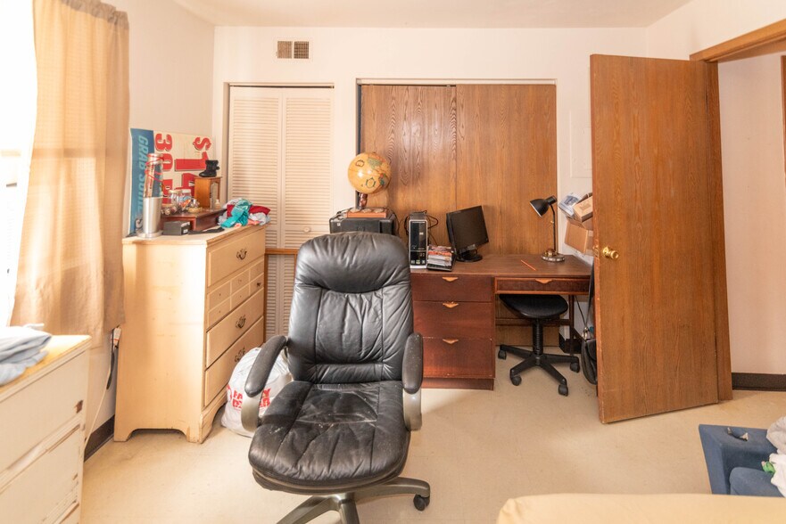 More Photos Of 303 Crusader Rd, Cambridge Multifamily For Sale