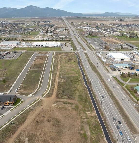 More Photos Of 16th Ave, Post Falls Land For Lease