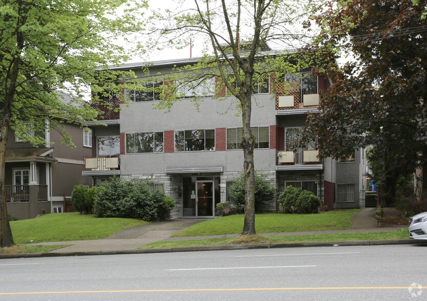 More Photos Of 958 E Broadway, Vancouver Apartments For Sale
