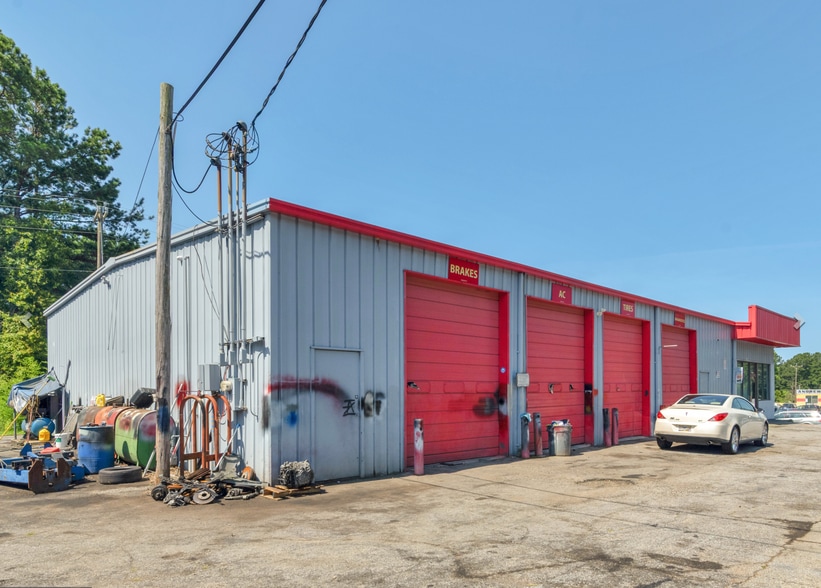 More Photos Of 2342 North Expressway, Griffin Auto Repair For Sale