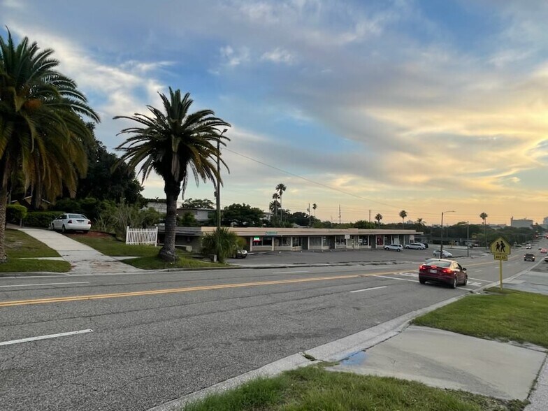 More Photos Of 1401-1417 Cleveland St, Clearwater Storefront Retail Office For Sale